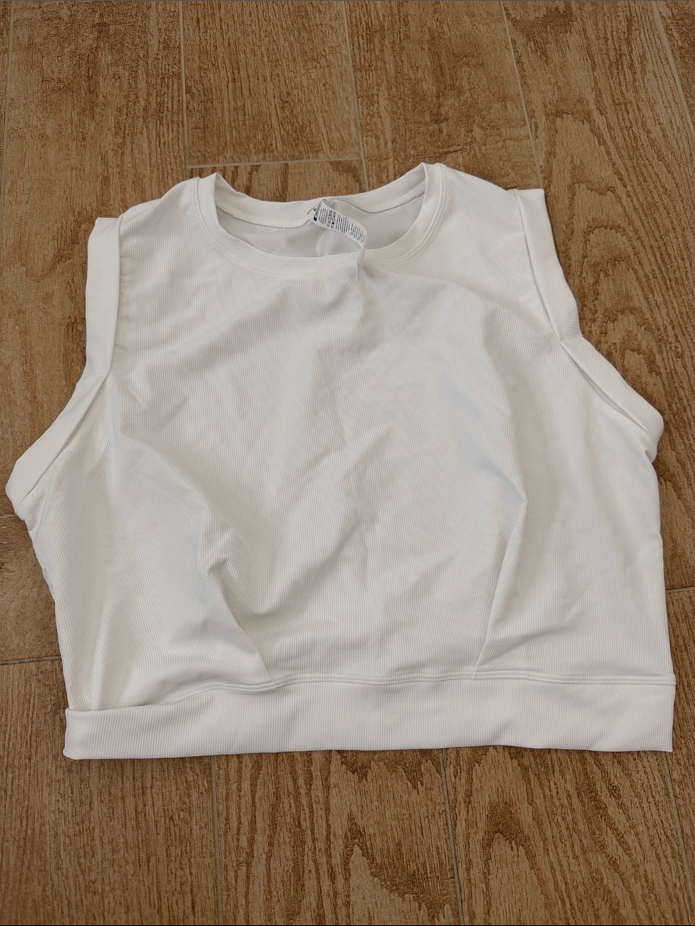 HALARA White Ribbed Sleeveless Crop Tank